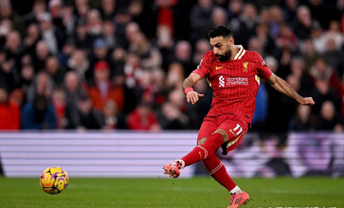 包含巴塞罗那客场小胜，延续连胜势头的词条