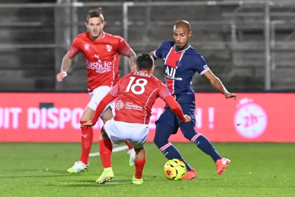 雷恩球员表现出色,主场一波三连胜的简单介绍 雷恩球员表现出色,主场一波三连胜的简单介绍