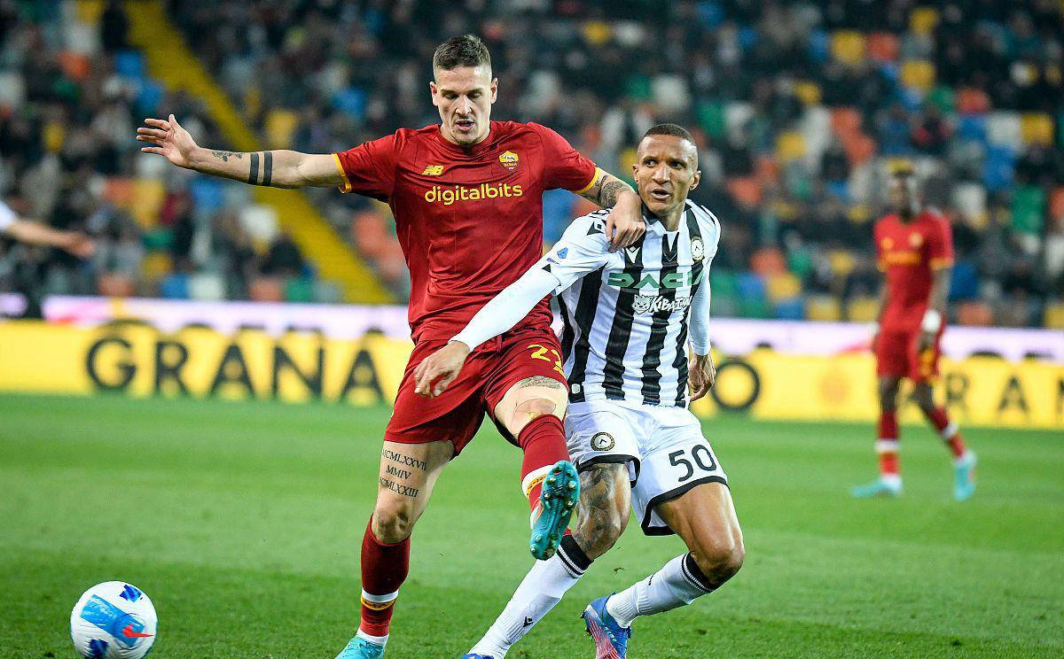 包含罗马客场大胜阿贾克斯，晋级形势一片大好的词条