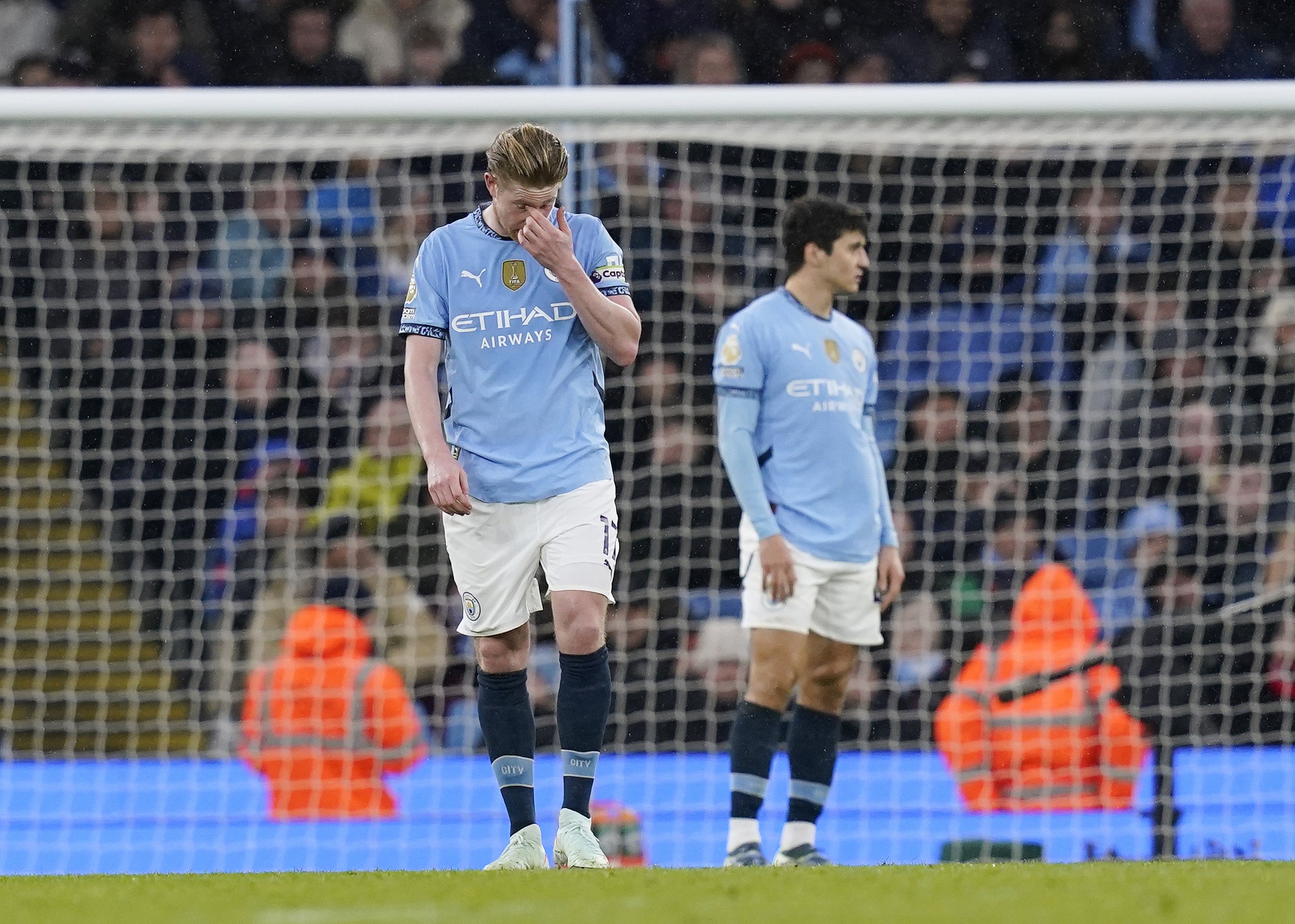 开云平台-包含英超球队队长意外受伤,将缺席下周联赛的词条