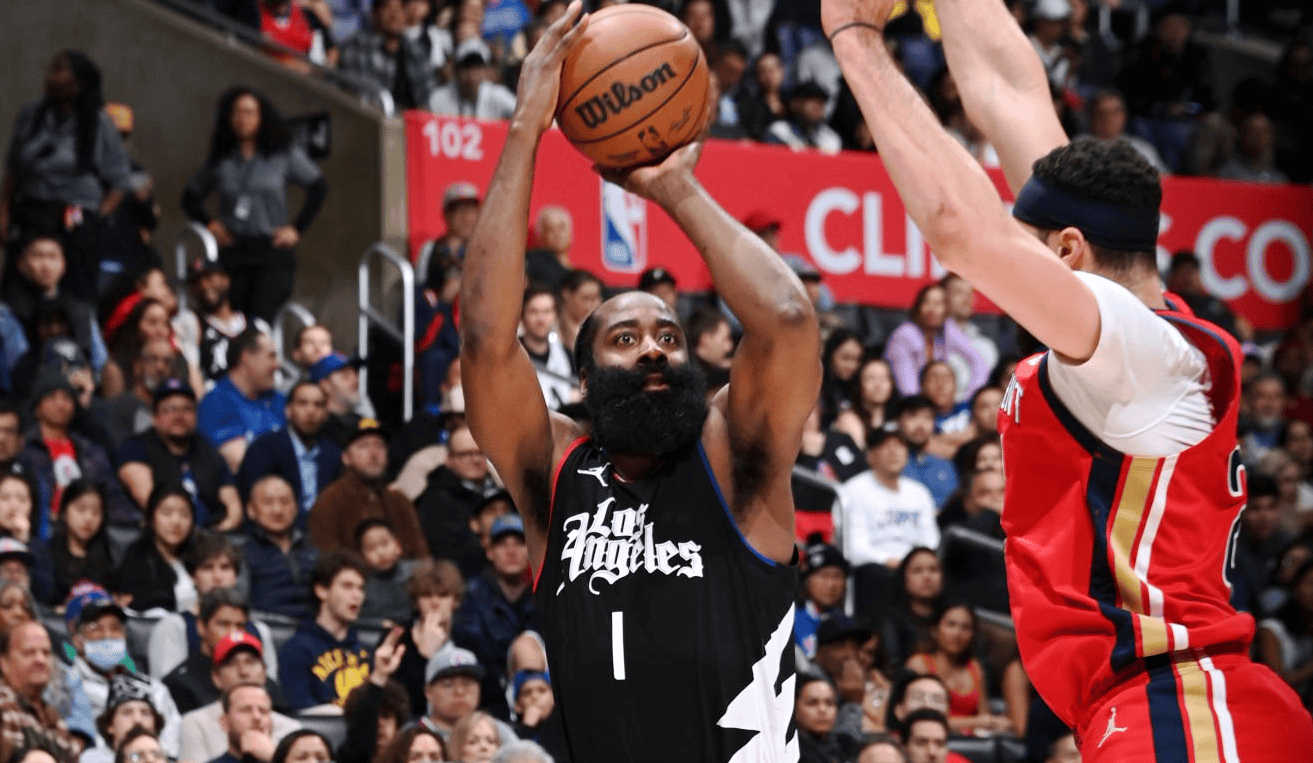 关于沙尔克遭遇连败，陷入保级泥潭的信息