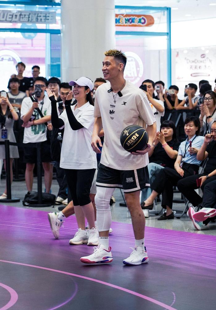 开云体育APP下载-林书豪复出：亚太区比赛为当地球迷献技的简单介绍