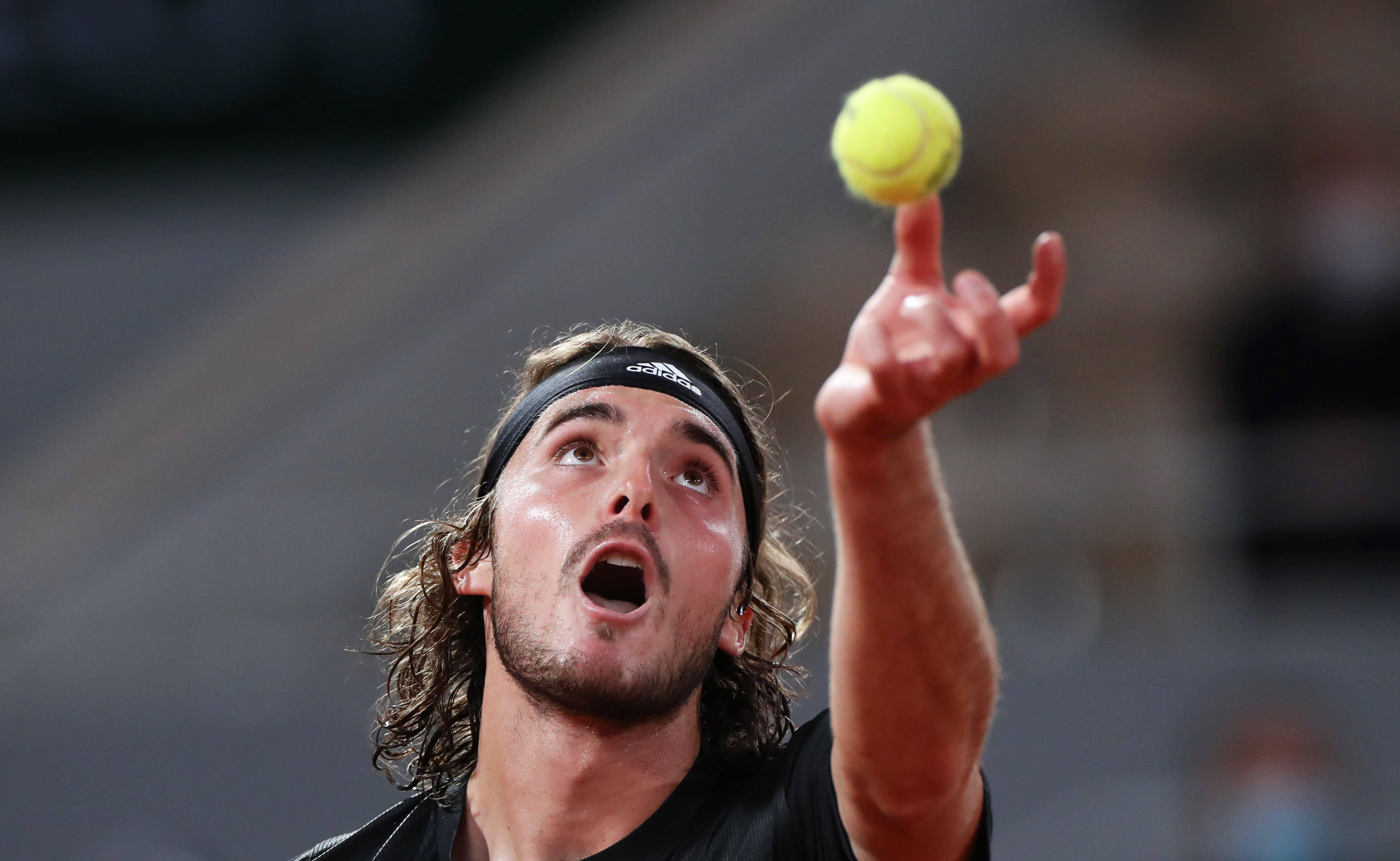 关于西班牙网球队绝杀英国网球队,西西帕斯惊艳世界的信息 关于西班牙网球队绝杀英国网球队,西西帕斯惊艳世界的信息